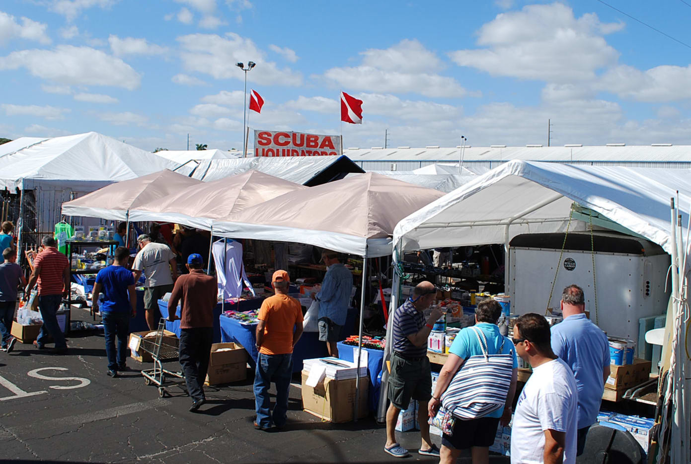 Photo Galleries from The Dania Marine Flea Market The Largest Marine